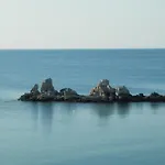 Haraki Beach