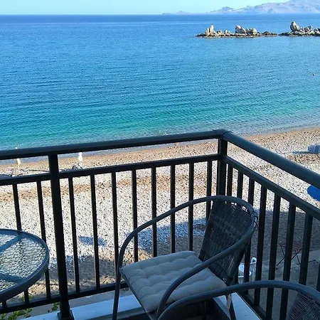 Haraki Beach